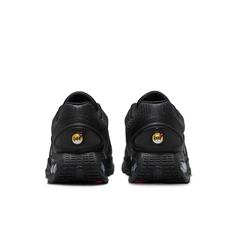 Nike Air Max Dn Comfortable & Minimalist Durable Low-Top Casual Lifestyle Shoe Men's Black DV3337-006