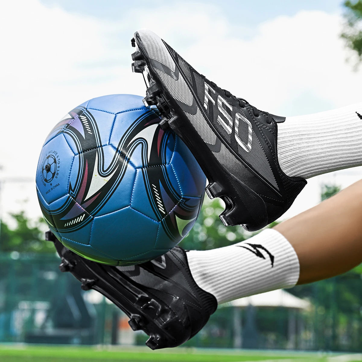 Chaussures de football AG FG unisexes pour adultes, crampons longs à haute adhérence, baskets légères et confortables pour l'entraînement et la compétition