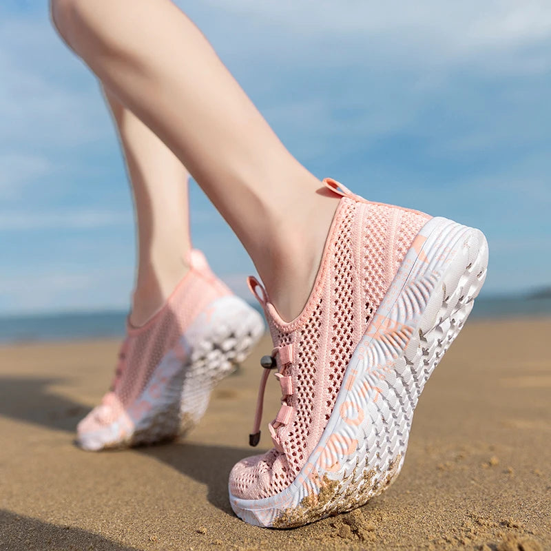 Men and Women Aqua Shoes, Wading Water Upstream Outdoor Sports Beach Sneakers, Canyoning Camping Amphibious River Tracing Creek