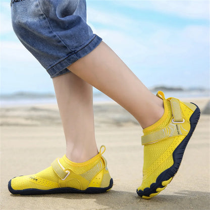 Kids Aqua Shoes Summer Beach Five Fingers Barefoot Water Shoes Swimming Lightweight Non-slip Seaside River Children Sneakers