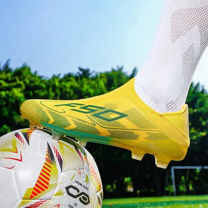 Nouvelles chaussures de football pour hommes, mi-hautes, légères, très vendues, pour l'entraînement sur herbe, antidérapantes, crampons de haute qualité pour l'extérieur.