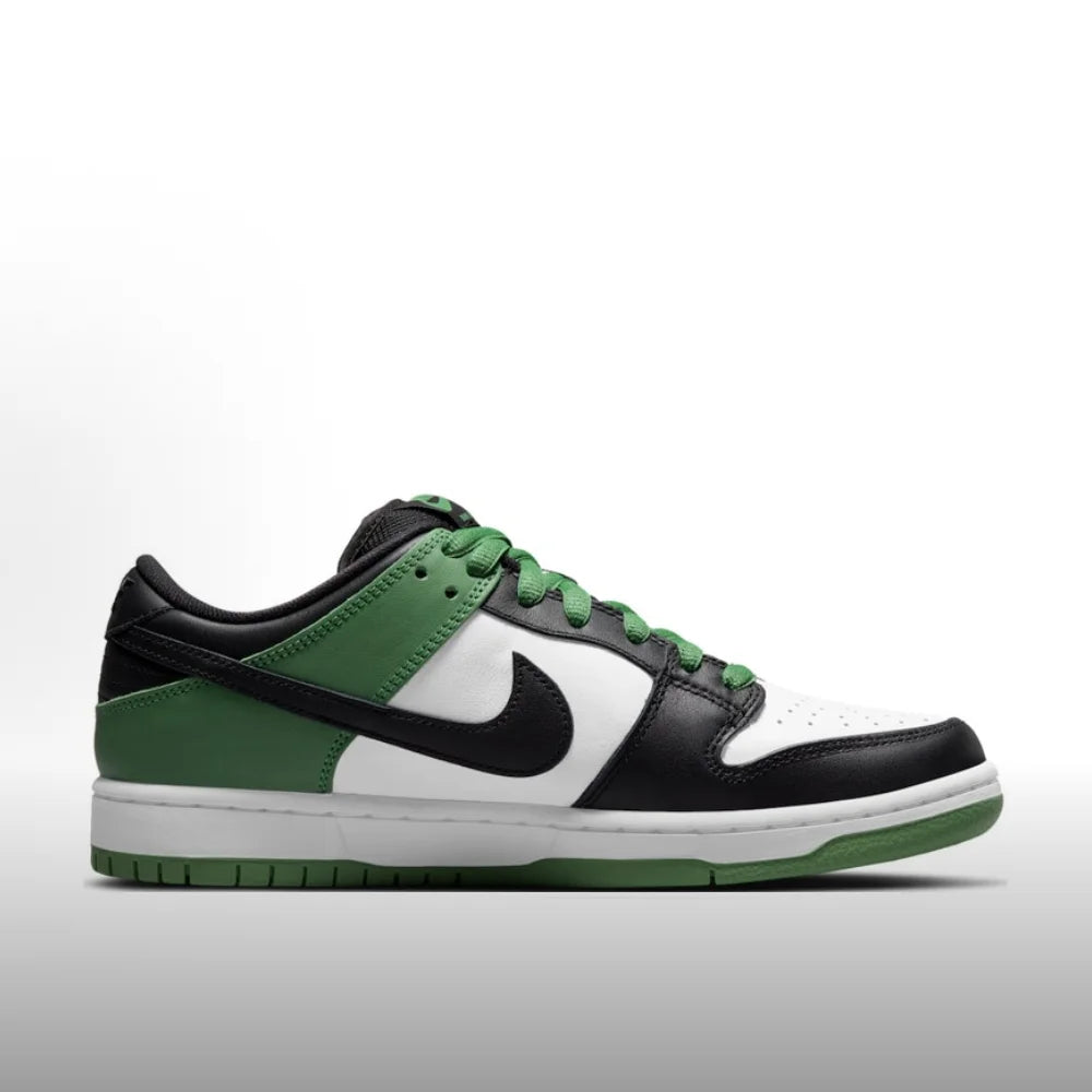 Nike Dunk SB Fashion-forward, versatile everyday low-top sneakers—durable and comfortable for casual wear BQ6817-302