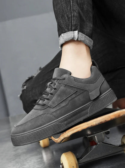 Pánské ležérní tenisky: nové jarní a podzimní modely, streetové a skateové boty pro teenagery, basketbalové boty pro outdoorové sporty