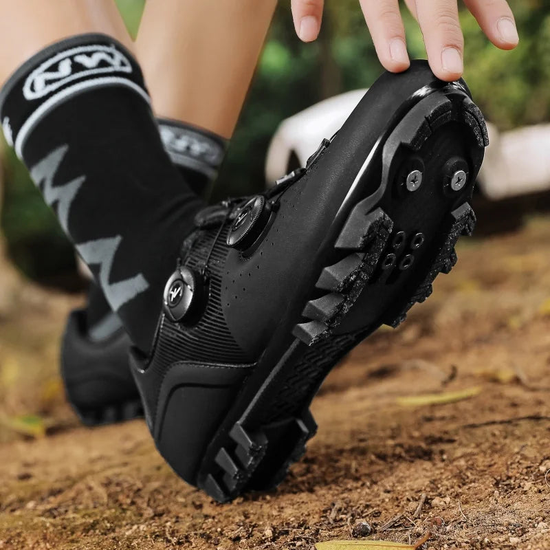 MTB Cycling Shoes Men Mountain Bike Sneakers Bicycle Shoes Biking Women Footwear