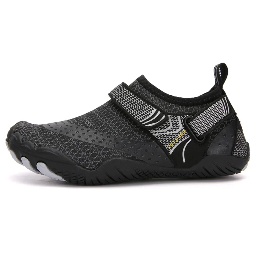 Kids Aqua Shoes Summer Beach Five Fingers Barefoot Water Shoes Swimming Lightweight Non-slip Seaside River Children Sneakers