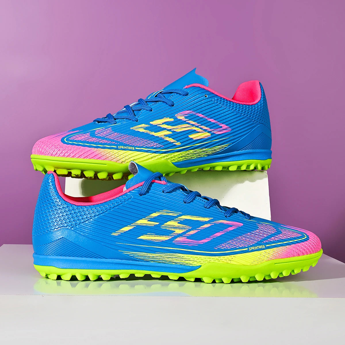 Chaussures de football pour hommes, modèle TF pour terrains synthétiques, tige en PU respirant, crampons en caoutchouc antidérapants, baskets de football pour adultes, idéales pour l’entraînement sur gazon synthétique