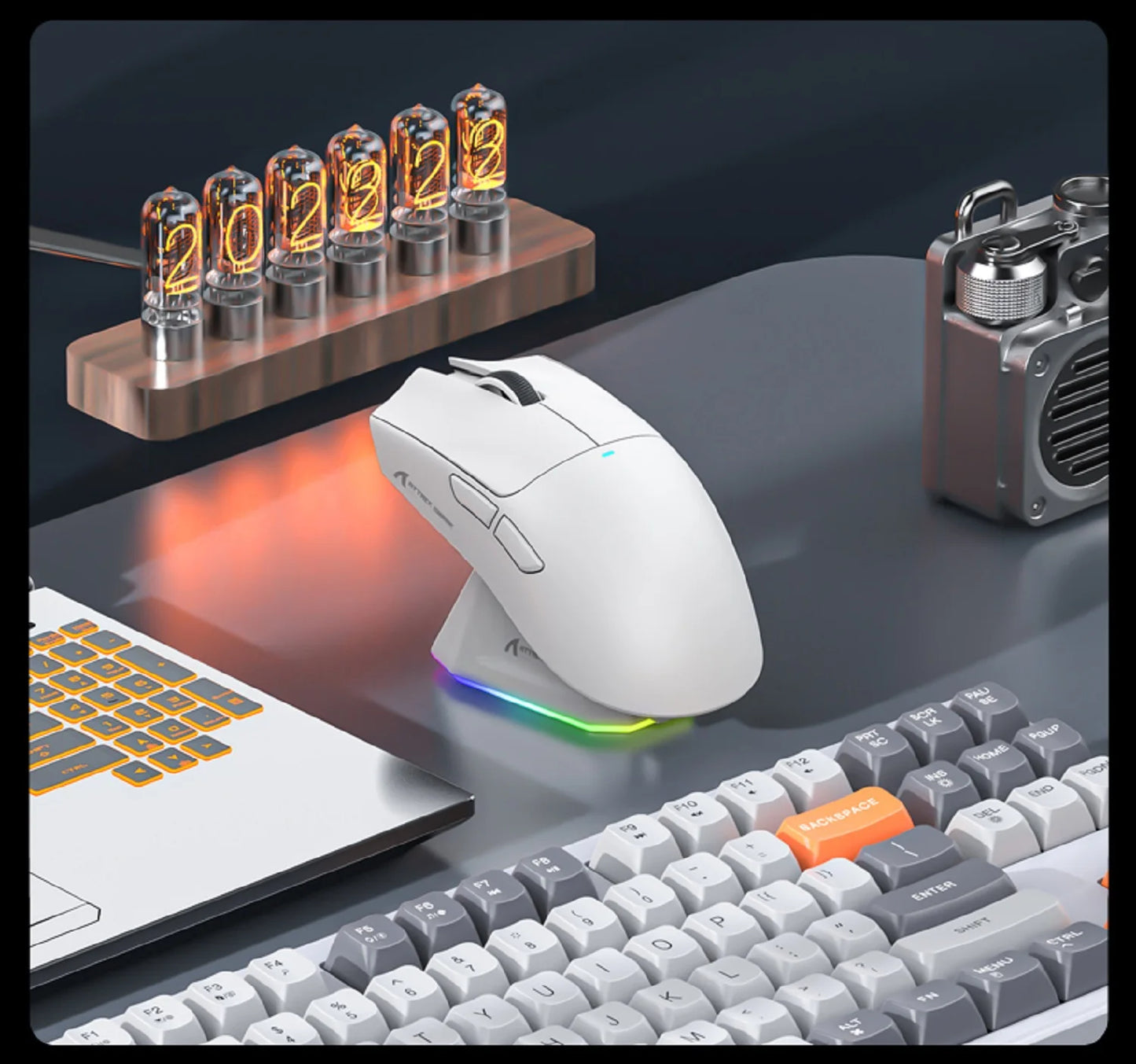 Attack Shark X11&R1 třirežimová bezdrátová Bluetooth myš s nabíjecí základnou, RGB, ergonomická, lehká myš, příslušenství pro PC hráče