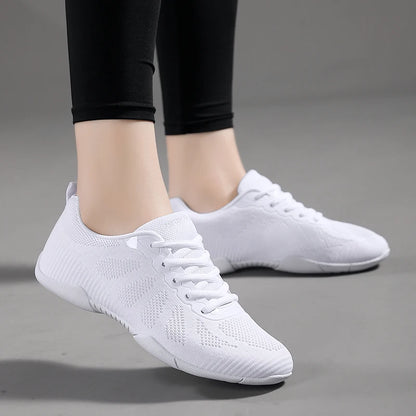 Marwoo Sneakers bianche da cheerleading per ragazze - Scarpe sportive leggere da allenamento, camminata e tennis per bambine e donne - 2316