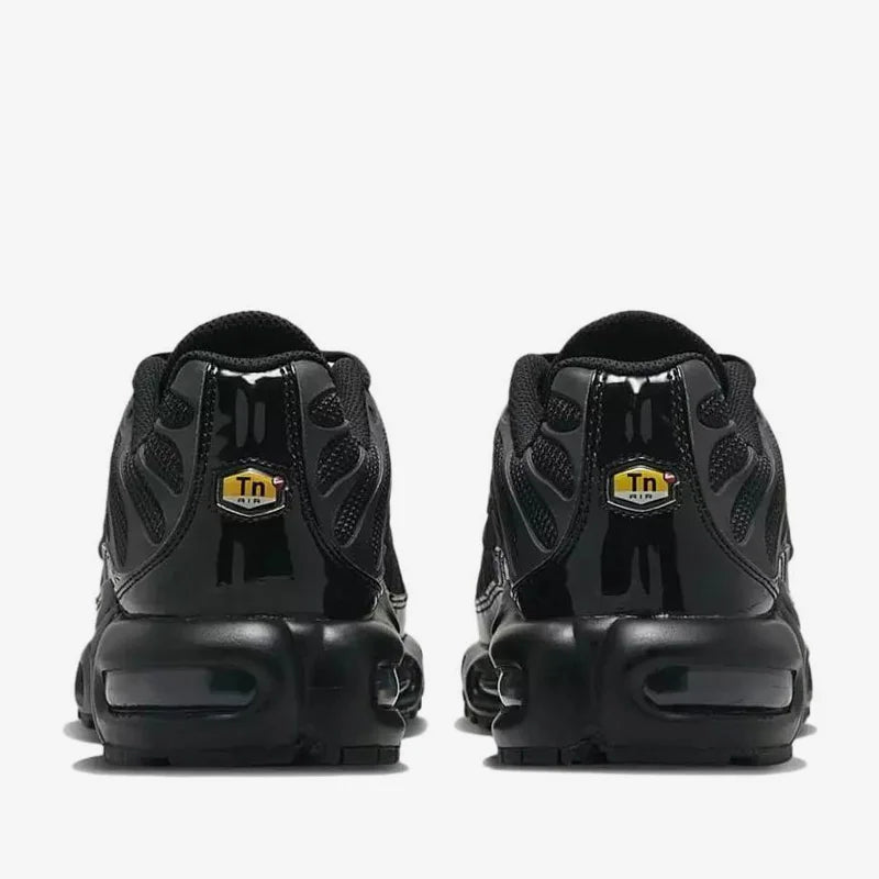 Nike originalni ženski tekaški copati Air Max Plus z zračno blazino FB8479-001