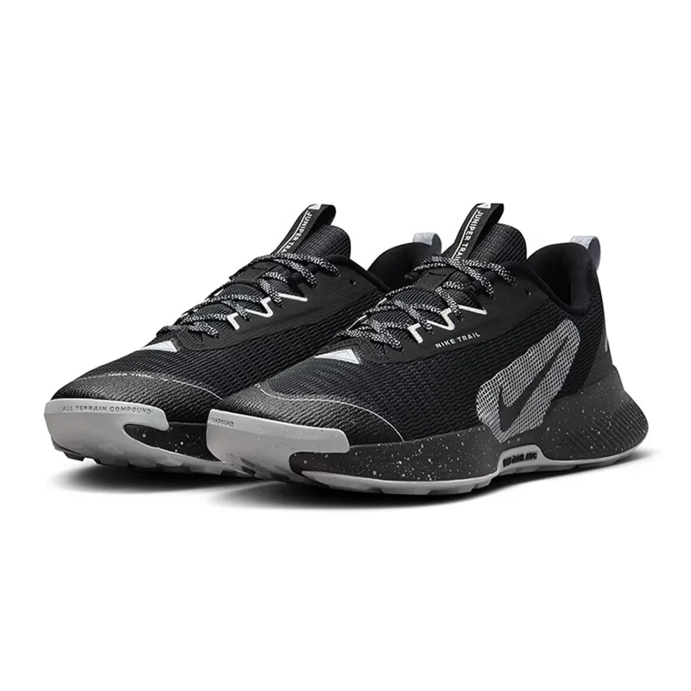 Nike Juniper Irail 3: udobni, trpežni in stabilni nizki tekaški čevlji za moške v črni in sivi barvi FQ0904-001