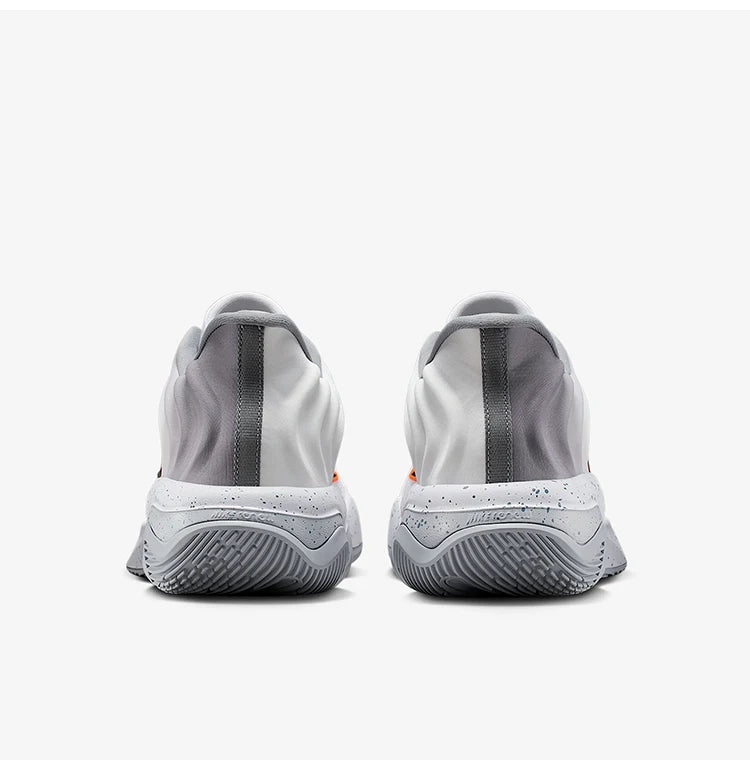 Nike Authentic Spring Style moški nizki košarkarski čevlji, odporni na obrabo in z blaženjem udarcev FQ3681-102