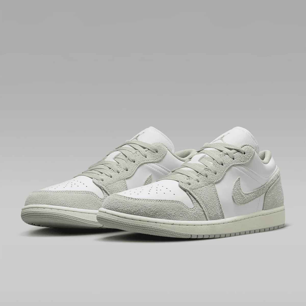 Nike originalni moški športni čevlji Air Jordan 1 Low SE FN5214-131