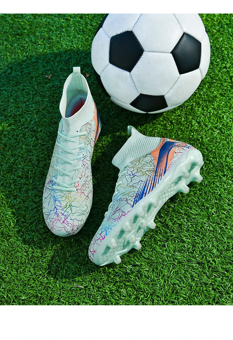 Nouvelles chaussures de football professionnelles pour hommes, chaussures de football antidérapantes, unisexes, respirantes, chaussures de futsal, nouvelles chaussures à crampons, livraison directe, ultralégères