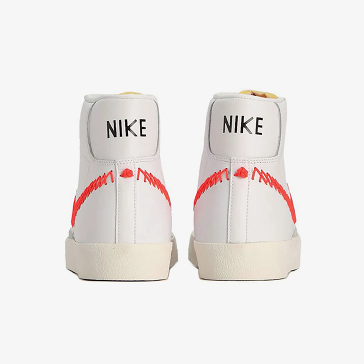 Nike originalni novi moški športni in prosti časni čevlji BLAZER MID'77 VNTG DD8489-161