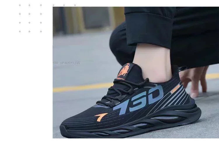 New Summer Mens Breathable Mesh Running Shoes Lightweight Sports Sneakers Trendy Brand