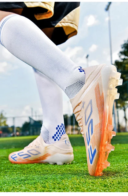 Nouvelles chaussures de football pour hommes, chaussures de match, crampons pour terrain en gazon, baskets de haute qualité, chaussures de futsal pour intérieur, chaussures montantes antidérapantes pour extérieur, meilleu