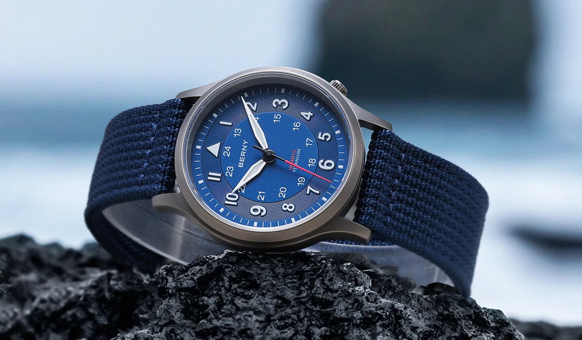 BERNY Titanium Watches for Men Super Luminous Sapphire Field Men's Watch Outdoor Quartz Wristwatch Lightweight 5ATM