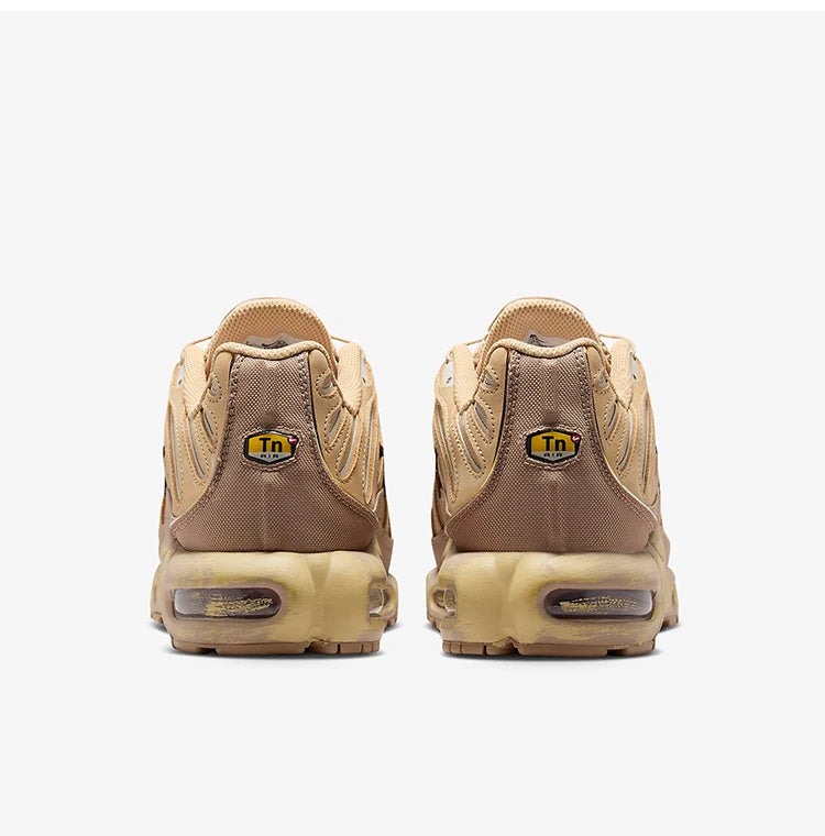 Nike originalni Air Max Plus udobni moški tekaški copati FZ5049-222
