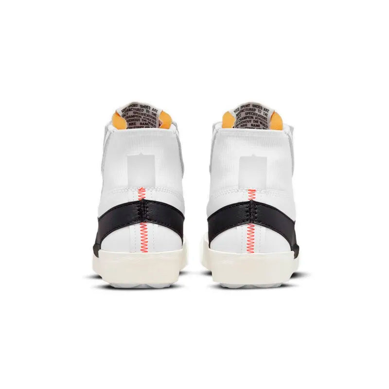 Nike Blazer Unisex Diseño clásico retro Tecnología de amortiguación cómoda Estilo versátil Zapatillas retro informales DD3111-100
