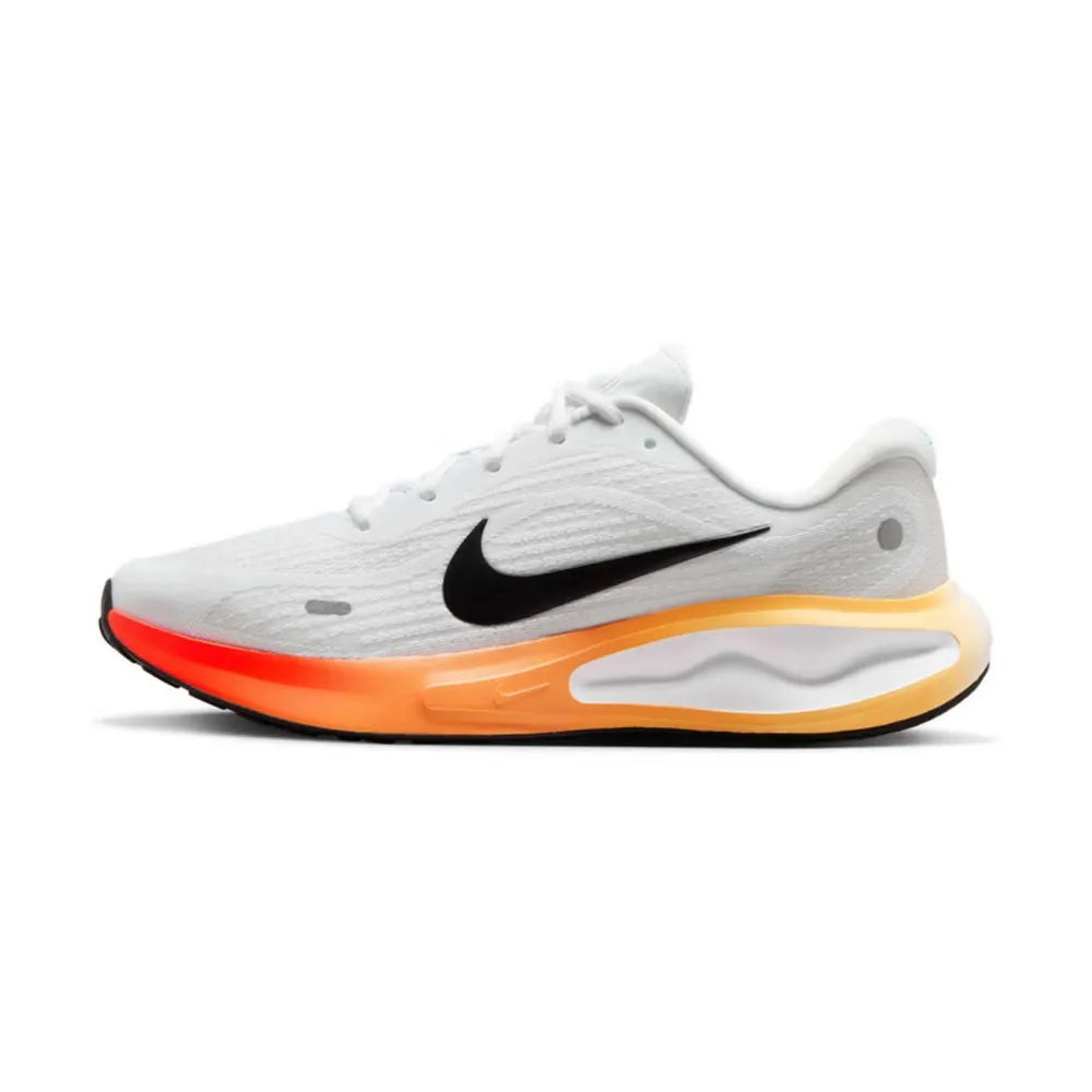 Tekaske copate Nike Journey Run Udobna blaženje, protizdrsne in trpežne Idealne za vsakodnevni trening IH7329-101