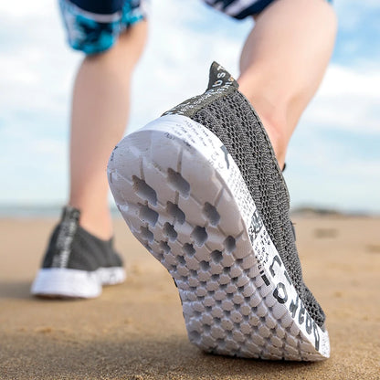Men and Women Aqua Shoes, Wading Water Upstream Outdoor Sports Beach Sneakers, Canyoning Camping Amphibious River Tracing Creek