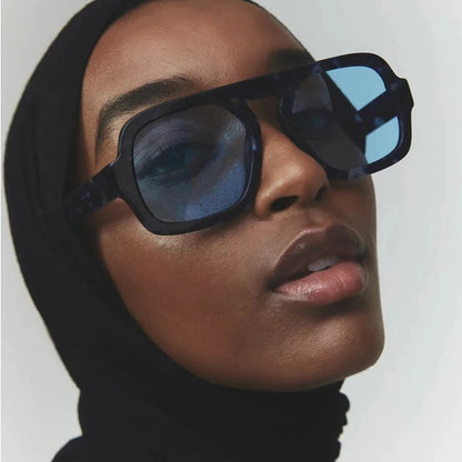 Retro Pilot Square Sunglasses Lady Fashion Simple Ins Black Tea Sun Glasses for Women Men Trending Outdoor Casual Shades UV400