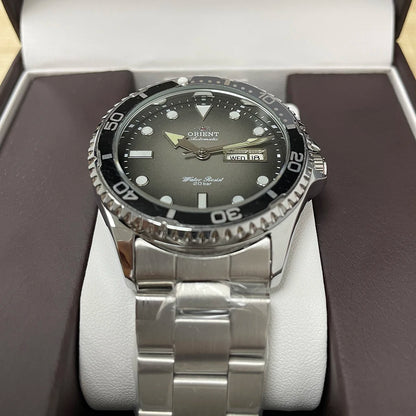 Orient Men's 200M Waterproof Automatic Dive Watch Dial Stainless Steel Bracelet Day Date Self-Winding Luminous Wristwatch