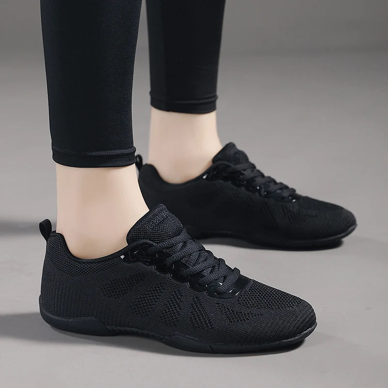 Marwoo Sneakers bianche da cheerleading per ragazze - Scarpe sportive leggere da allenamento, camminata e tennis per bambine e donne - 2316