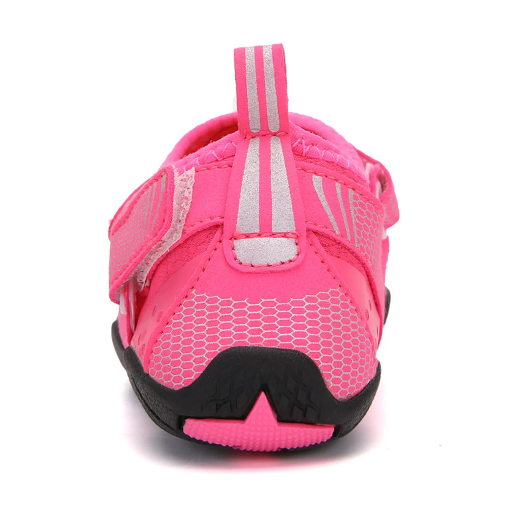 Kids Aqua Shoes Summer Beach Five Fingers Barefoot Water Shoes Swimming Lightweight Non-slip Seaside River Children Sneakers