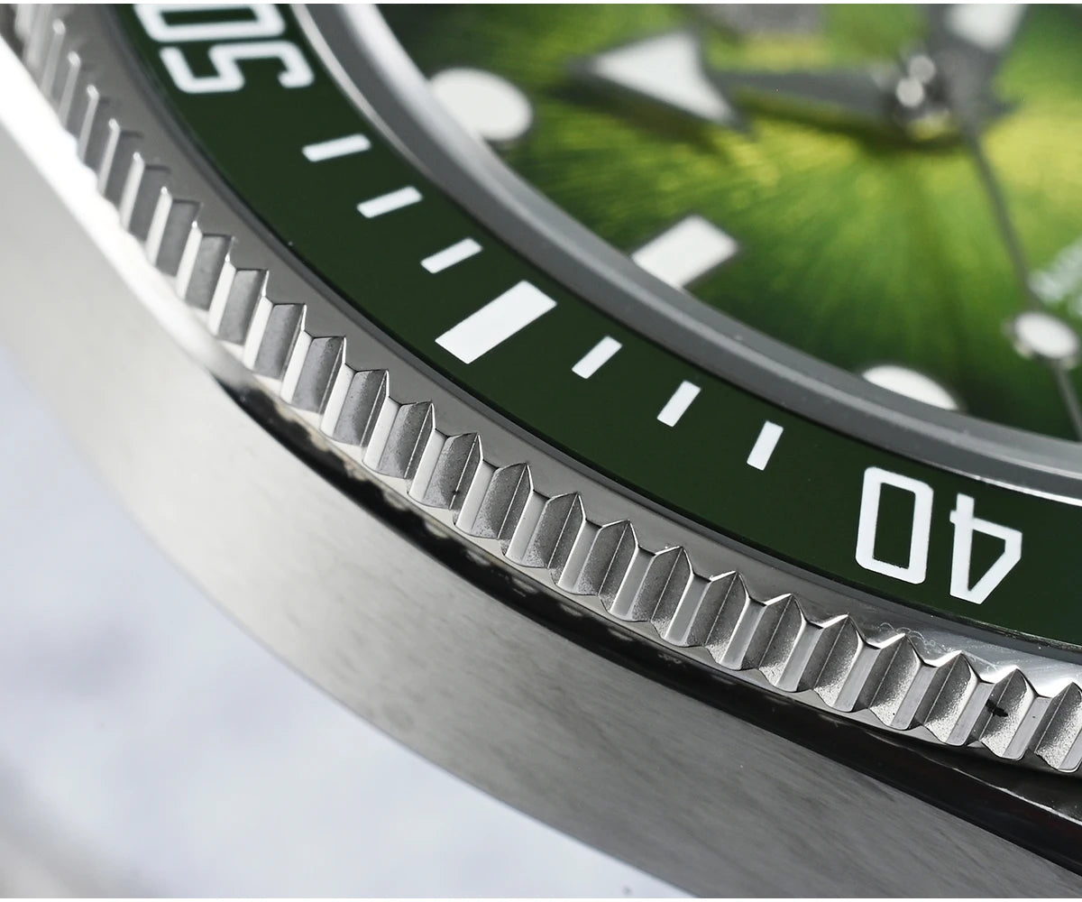 San Martin 40mm Men's Luxury Diver Watch Miyota 9015 Enamel Sunburst Dial Automatic Mechanical Wristwatch Waterproof 200m SN0148