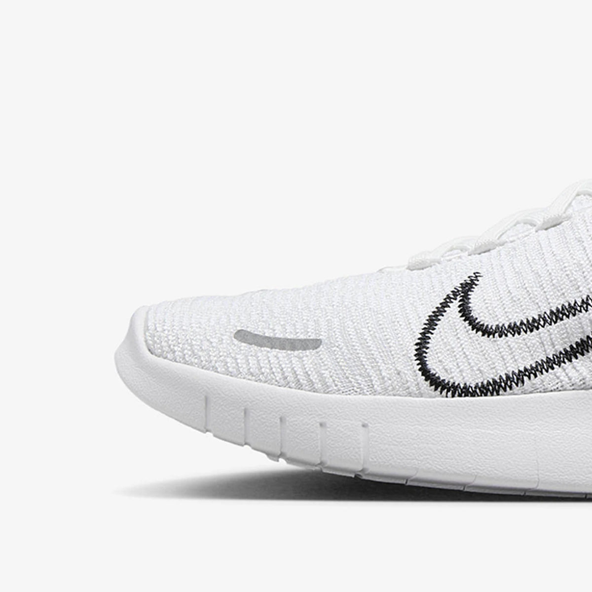 Uradni, originalni, novi moški tekaški čevlji Nike z nizkim zgornjim delom, ki so zračni in odporni proti obrabi FB1276-104
