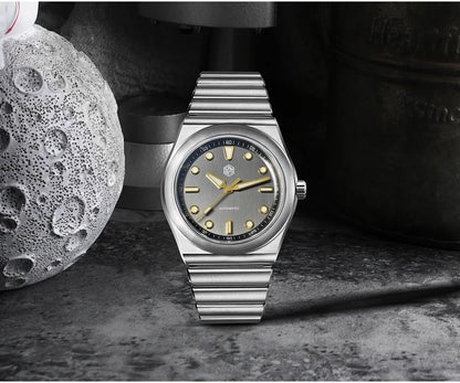 San Martin 40mm Men Sports Watch SS Brushed Dial Integrated Bracelet Miyota 90S5 Original Design Automatic Mechanical SN0149