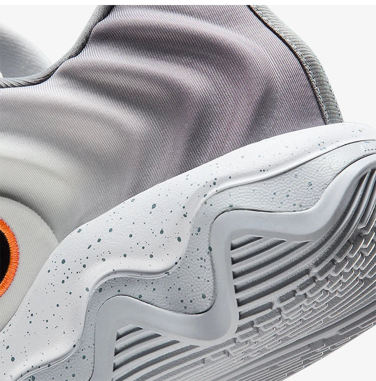 Nike Authentic Spring Style moški nizki košarkarski čevlji, odporni na obrabo in z blaženjem udarcev FQ3681-102