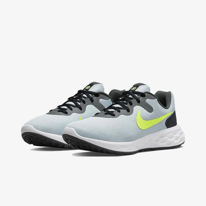 Nike originalni moški športni tekaški čevlji REVOLUTION 6 z blaženjem udarcev DR9882-001