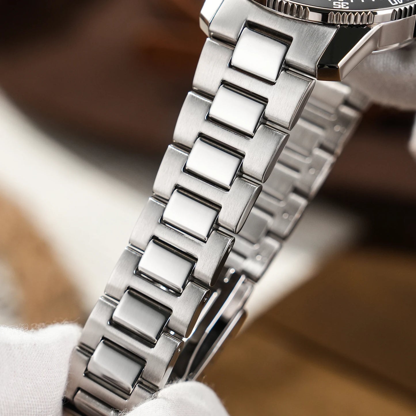 MILITADO ML25 VH31 Sweep Second Quartz Watch Men Swiss Ronda 515 Movement 200m Sapphire Crystal Ceramic Bezel 316L Steel Watches