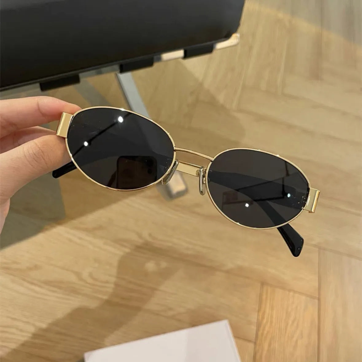 New Small Oval Women Sunglasses Trendy Luxury Design Metal Frame Shades UV400 Eyewear for Female Classic Vintage Sun Glasses