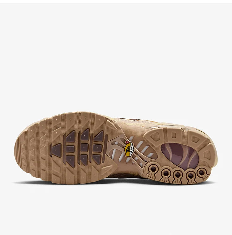 Nike originalni Air Max Plus udobni moški tekaški copati FZ5049-222