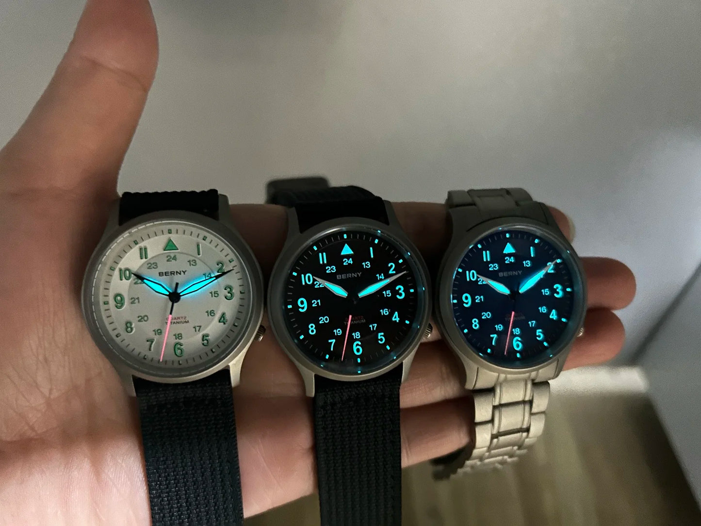 BERNY Titanium Watches for Men Super Luminous Sapphire Field Men's Watch Outdoor Quartz Wristwatch Lightweight 5ATM
