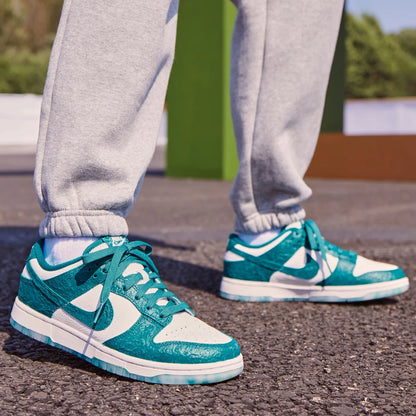 Sneakers sportive rétro Nike Official Authentic Dunk Low da donna con ammortizzazione leggera DV3029-100