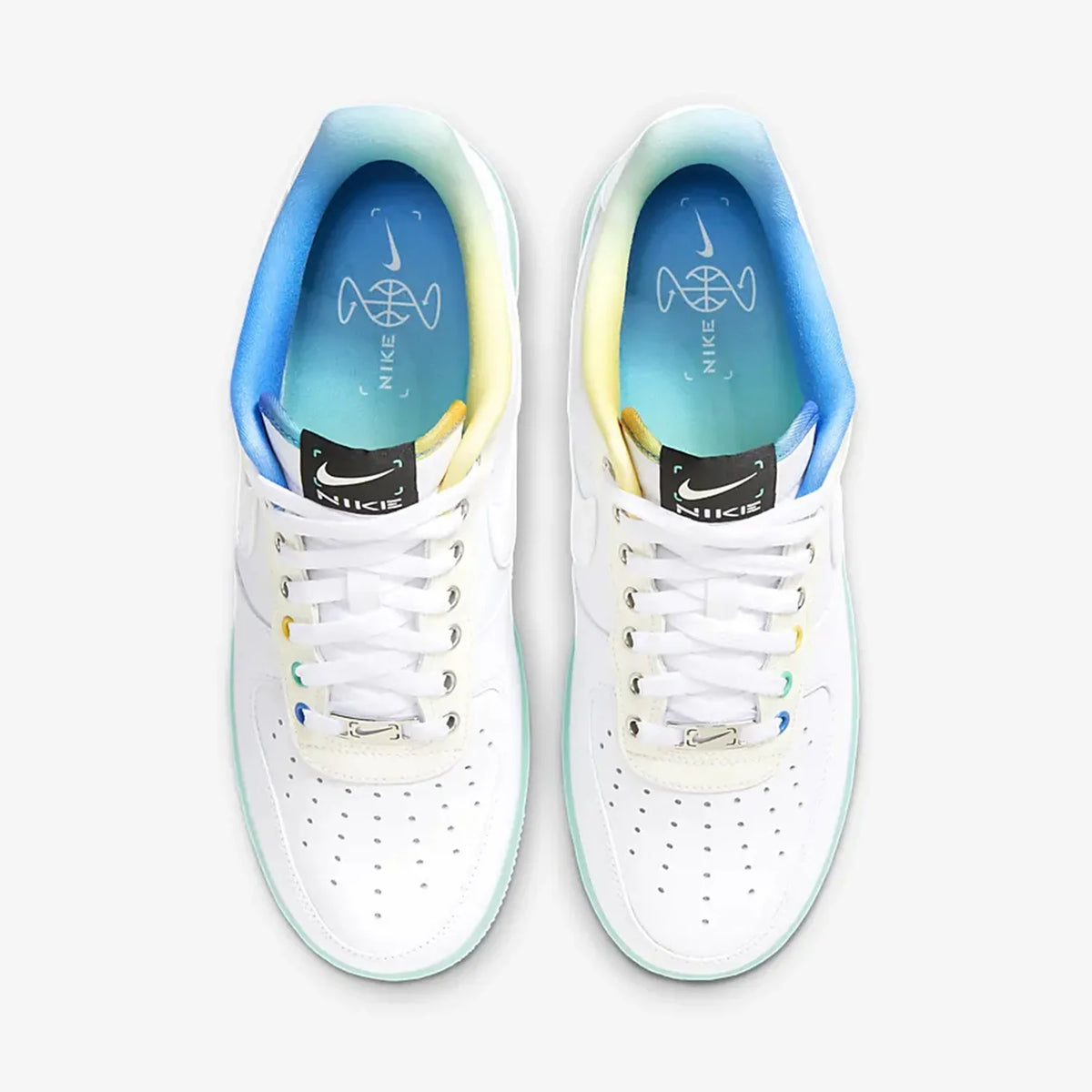 Nike uradni originalni moški športni čevlji Air Force 1 '07 PRM za prosti čas FJ7066-114