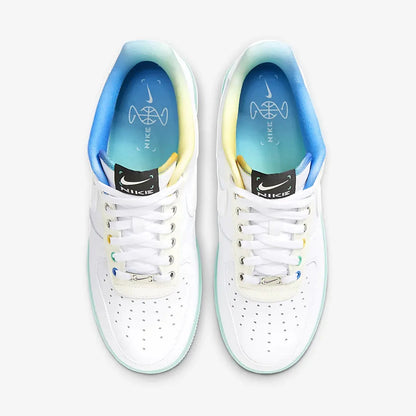 Nike uradni originalni moški športni čevlji Air Force 1 '07 PRM za prosti čas FJ7066-114