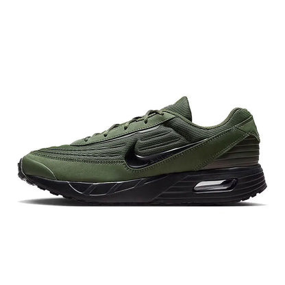 Tekaski copati Nike Air Max Verse – lahka konstrukcija za podporo pri vsakodnevnem tekaškem treningu, unisex model FV1302-001