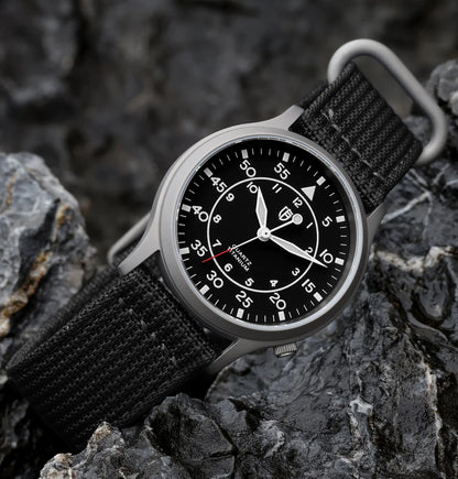 BERNY Titanium Men Quartz Watch AR Coating Sapphire Fashion Wristwatch Luminous VH31 Ultra-thin Wristwatch Waterproof 5ATM Watch