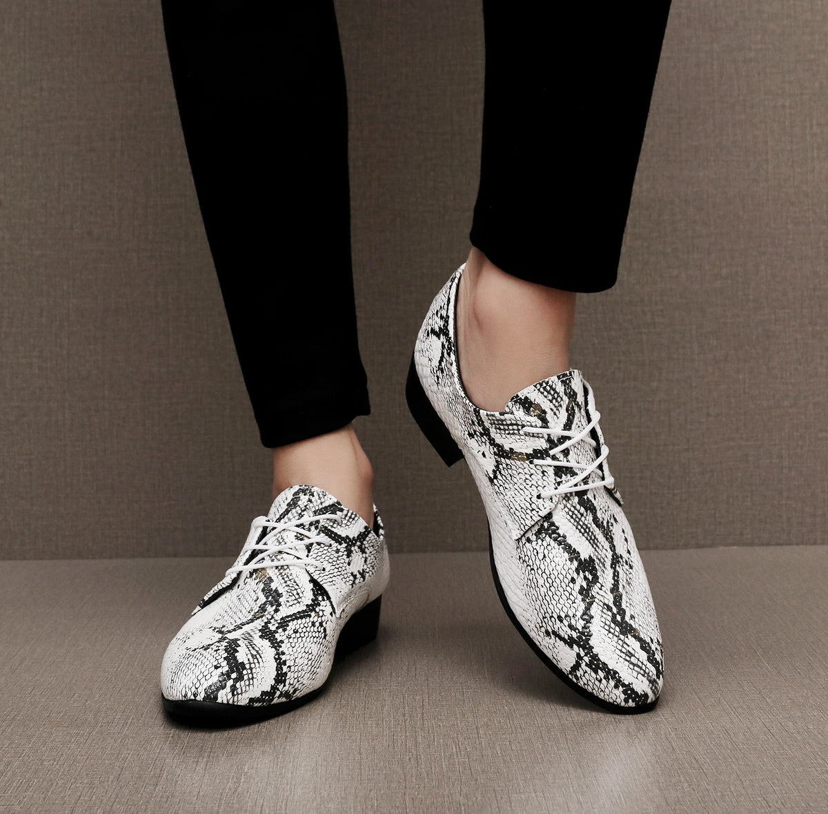 Pantofi Oxford din piele PU pentru bărbați, pantofi casual în stil urban, adidași ușori, pantofi de plimbare în aer liber pentru bărbați, încălțăminte elegantă de ocazie