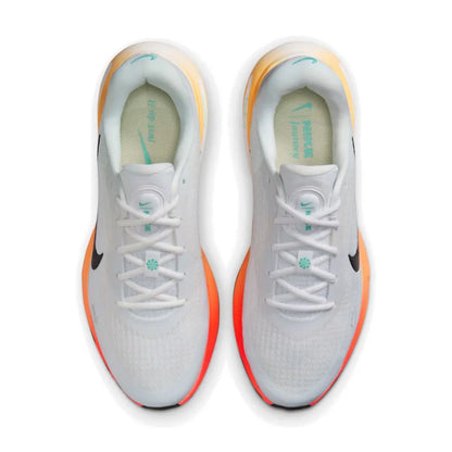 Tekaske copate Nike Journey Run Udobna blaženje, protizdrsne in trpežne Idealne za vsakodnevni trening IH7329-101