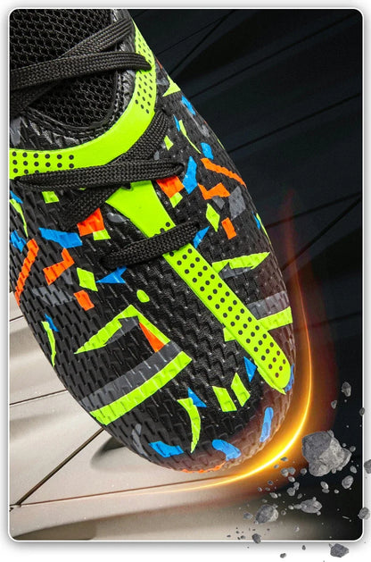 Nouvelles chaussures de football pour hommes, chaussures d'entraînement, crampons de football, baskets de match, chaussures de sport pour terrain gazonné, antidérapantes, professionnelles, ultralégères, unisexes.