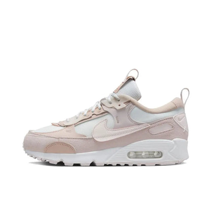 Nike Air Max 90 Classic ženski tekaški copati – protizdrsni, trpežni, lahki, udobni za vsakodnevno nošenje FD4615-111