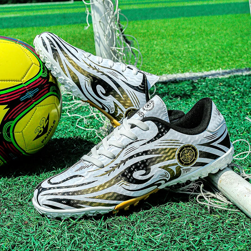 Men Soccer Cleats Comfortable Breathable Boys Football Shoes Lightweight Anti-Slip Training Boots for Grass Turf Outdoor Sports