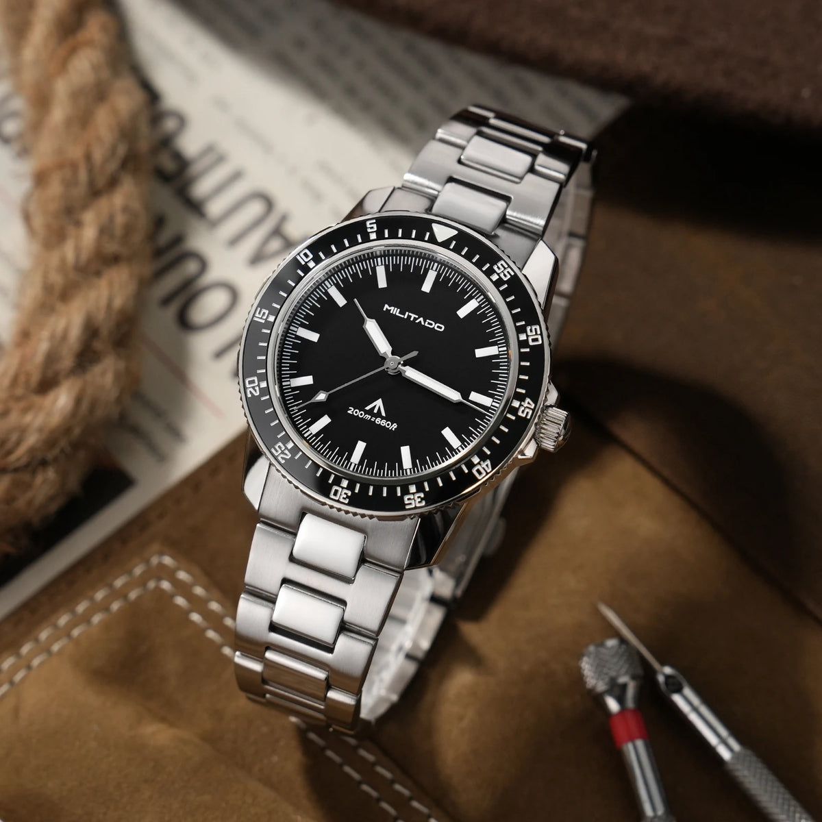 MILITADO ML25 Quartz Dive Watch VH31 Sweep Second Sapphire Crystal 200M Waterproof BGW9 Lume Ceramic Bezel Men Watch
