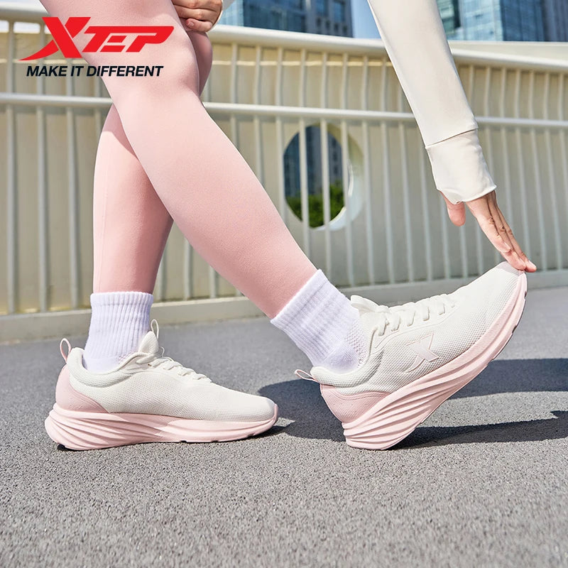 Xtep Women's Running Shoes 2025 Summer New Durable Lightweight Casual Shock-Absorbing Breathable Mesh Sneakers 875418110054